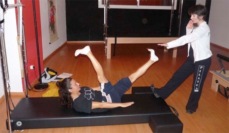 Las sirenas de la "sincro" incorporan el pilates a sus entrenamientos